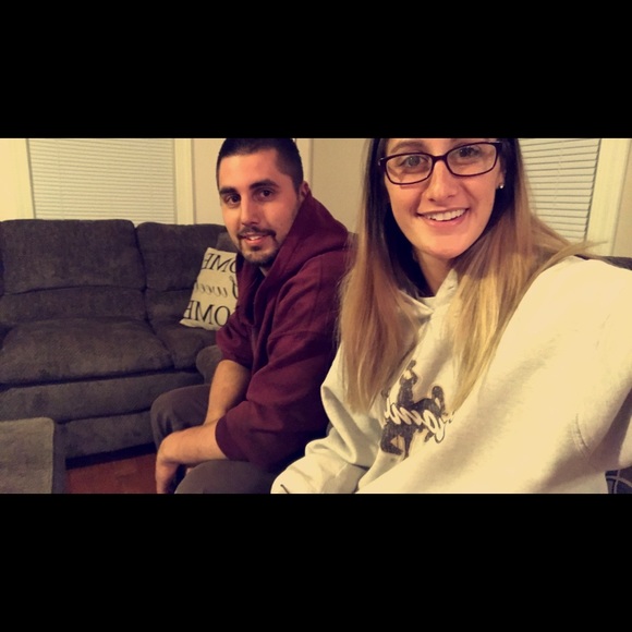 Meet your Posher, Aleesha - Picture 3 of 7